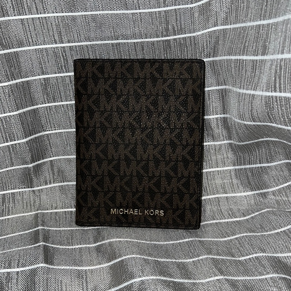 Michael Kors Passport Holder / Wallet